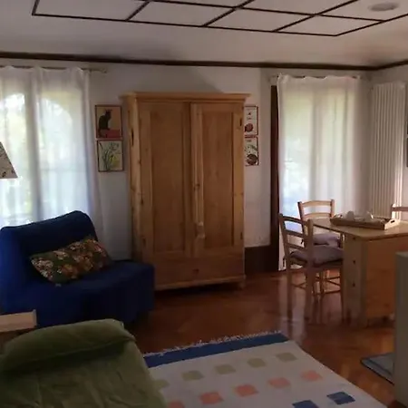 Appartement Monolocale In Villino Liberty